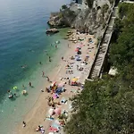 Manuela *
